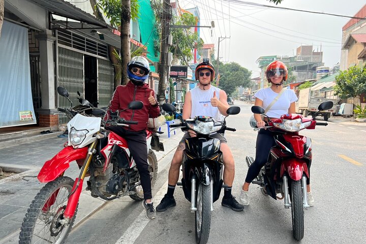 Opplev den fantastiske Ha Giang Loop motorsykkelturen i Vietnam, med fantastisk fjellandskap og lokal kultur, foto 32 | wizardtrip