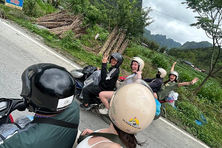 Opplev den fantastiske Ha Giang Loop motorsykkelturen i Vietnam, med fantastisk fjellandskap og lokal kultur, foto 45 | wizardtrip