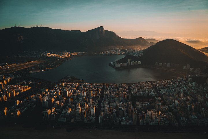 Helikoptertur over Rio de Janeiros ikoniske Kristus Frelseren og strande, foto 10 | wizardtrip