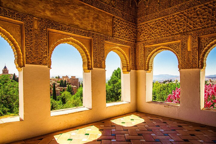 Guidet tur i det historiske Alhambra-palads og haver i Granada, Spanien, foto 7 | wizardtrip
