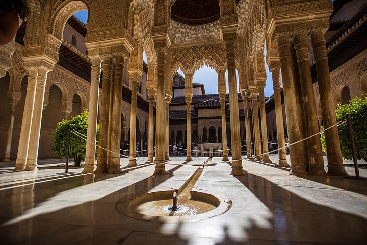 Guidet tur i det historiske Alhambra-palads og haver i Granada, Spanien, foto 12 | wizardtrip