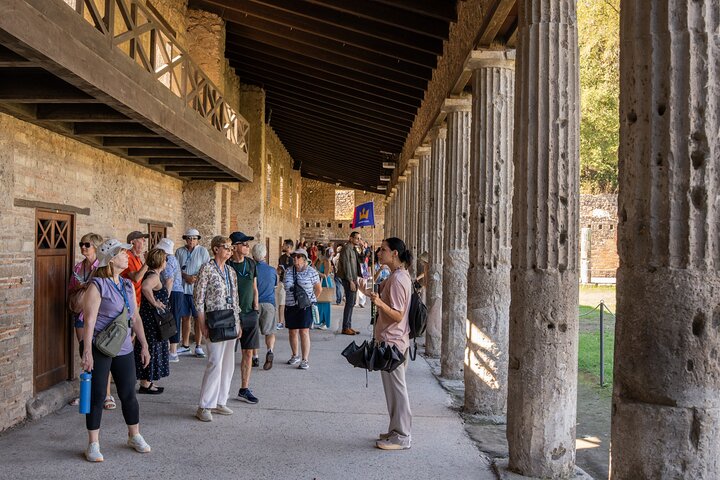 Kleingruppen-Minivan-Tour von Rom nach Pompeji und Sorrent mit geführter Erkundung und Mittagessen, Foto 7 | wizardtrip