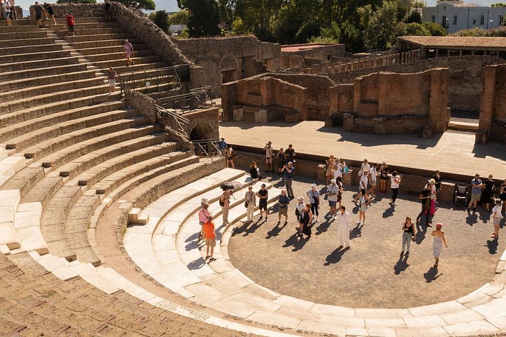 Kleingruppen-Minivan-Tour von Rom nach Pompeji und Sorrent mit geführter Erkundung und Mittagessen, Foto 18 | wizardtrip