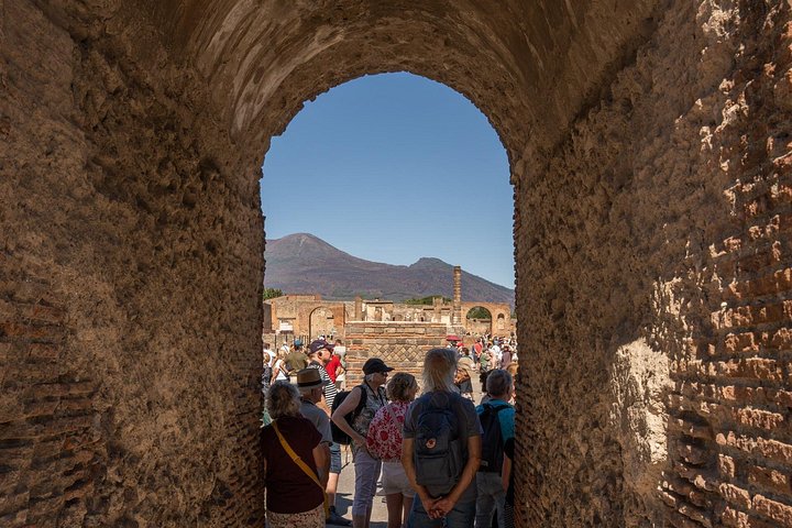 Kleingruppen-Minivan-Tour von Rom nach Pompeji und Sorrent mit geführter Erkundung und Mittagessen, Foto 23 | wizardtrip