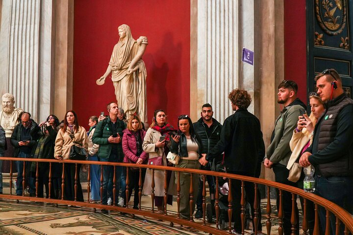 Tour guiado por los Museos Vaticanos, la Capilla Sixtina y la Basílica de San Pedro en Roma, Italia, foto 6 | wizardtrip