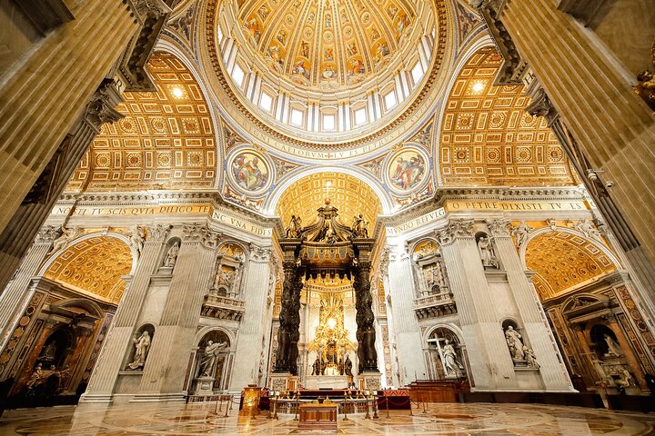 Tour guiado por los Museos Vaticanos, la Capilla Sixtina y la Basílica de San Pedro en Roma, Italia, foto 10 | wizardtrip