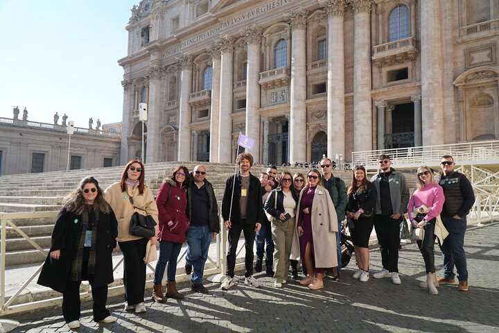Tour guiado por los Museos Vaticanos, la Capilla Sixtina y la Basílica de San Pedro en Roma, Italia, foto 11 | wizardtrip