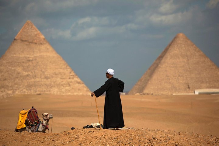 Excursion d'une journée complète aux pyramides de Gizeh, Memphis et Saqqarah | wizardtrip