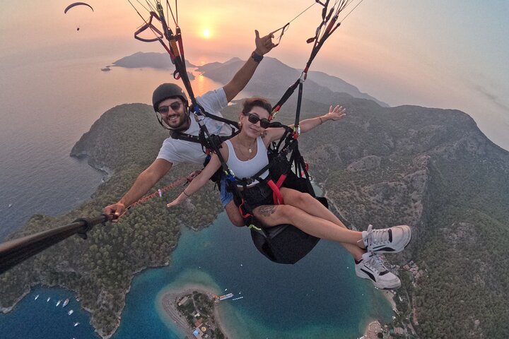Oplev spændende tandem paragliding over Ölüdeniz, Fethiye, Tyrkiet med fantastisk luftudsigt, foto 18 | wizardtrip