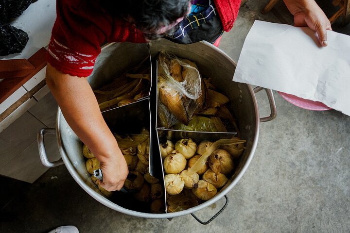 OAXACA CULTURAL FOOD TOUR, eat like a local. | wizardtrip