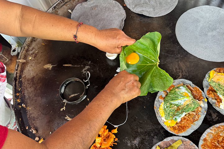 Circuit gastronomique culturel d'Oaxaca dégustant des plats et des boissons locaux dans les marchés et les restaurants, photo 11 | wizardtrip