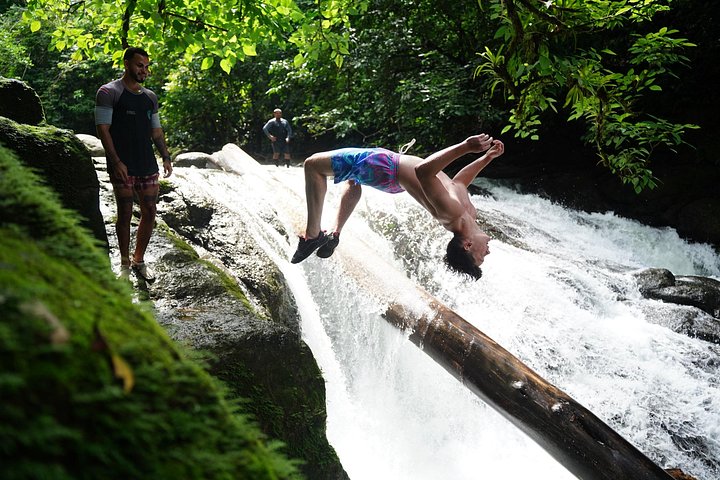 Heldagstur til vandfaldseventyr i Quepos, Costa Rica, med jungle, vandfald og strande, foto 14 | wizardtrip