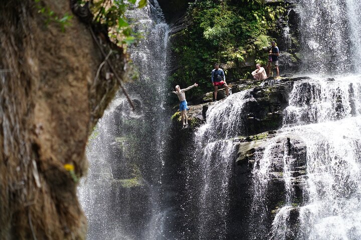 Explore the stunning Nauyaca Waterfalls on a guided tour from Quepos, Costa Rica, photo 14 | wizardtrip