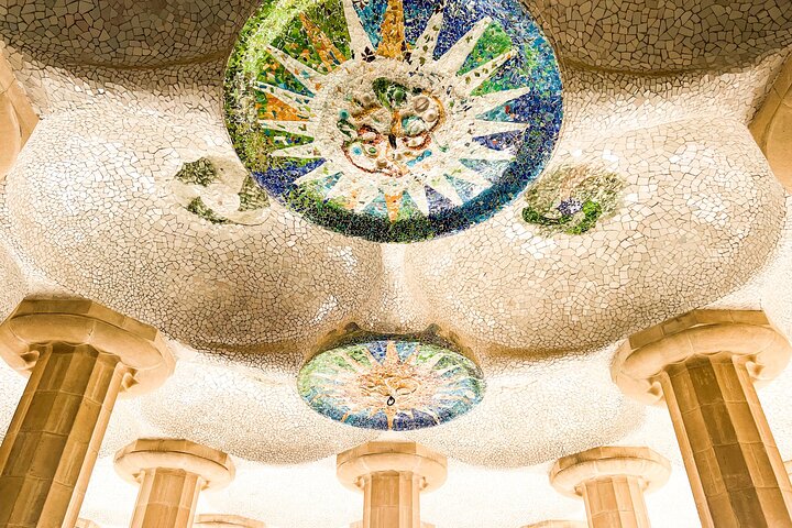 Guidet tur i Park Güell og Sagrada Familia i Barcelona, der viser Gaudís modernistiske arkitektur, foto 15 | wizardtrip