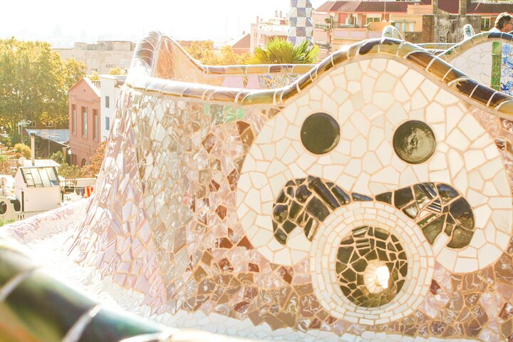 Guidet tur i Park Güell og Sagrada Familia i Barcelona, der viser Gaudís modernistiske arkitektur, foto 33 | wizardtrip