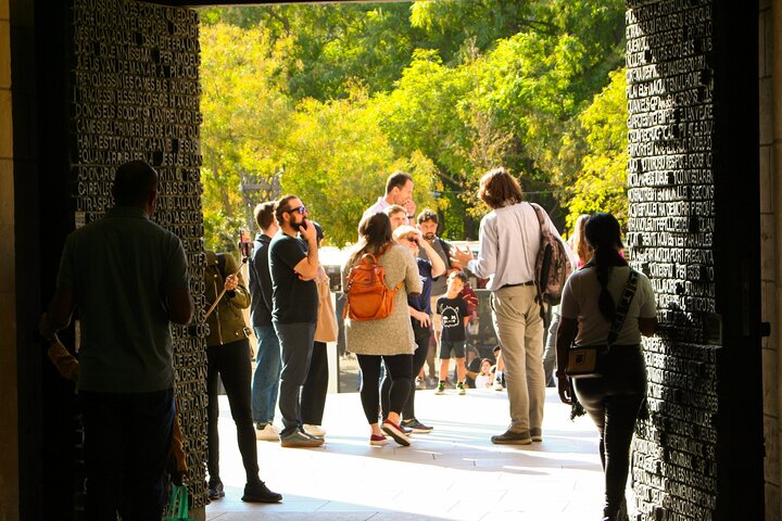 Guidet tur i Park Güell og Sagrada Familia i Barcelona, der viser Gaudís modernistiske arkitektur, foto 38 | wizardtrip