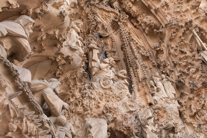 Guidet tur i Park Güell og Sagrada Familia i Barcelona, der viser Gaudís modernistiske arkitektur, foto 44 | wizardtrip