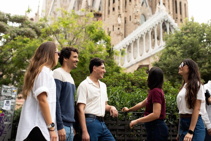 Heldagstur i Barcelona med ikoniske vartegn, herunder Sagrada Familia, Park Guell og Montjuic, foto 7 | wizardtrip