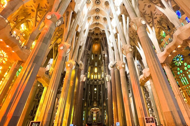 Heldagstur i Barcelona med ikoniske vartegn, herunder Sagrada Familia, Park Guell og Montjuic, foto 27 | wizardtrip