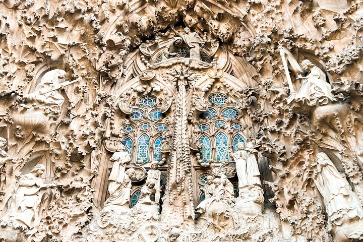 Heldagstur i Barcelona med ikoniske vartegn, herunder Sagrada Familia, Park Guell og Montjuic, foto 35 | wizardtrip