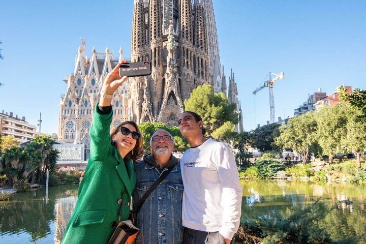 Heldagstur i Barcelona med ikoniske vartegn, herunder Sagrada Familia, Park Guell og Montjuic, foto 40 | wizardtrip