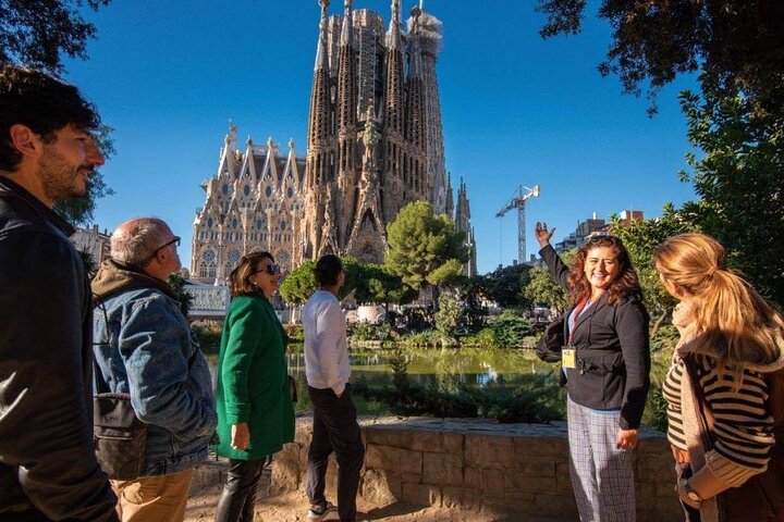 Heldagstur i Barcelona med ikoniske vartegn, herunder Sagrada Familia, Park Guell og Montjuic, foto 41 | wizardtrip