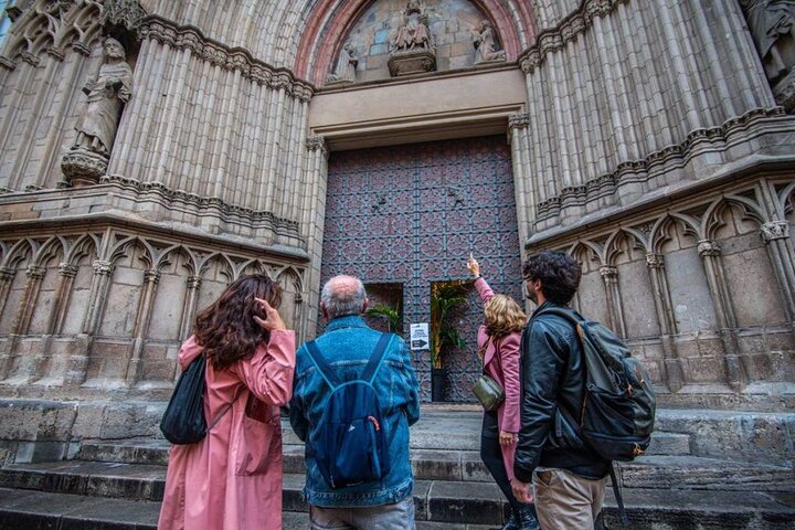 Heldagstur i Barcelona med ikoniske vartegn, herunder Sagrada Familia, Park Guell og Montjuic, foto 43 | wizardtrip