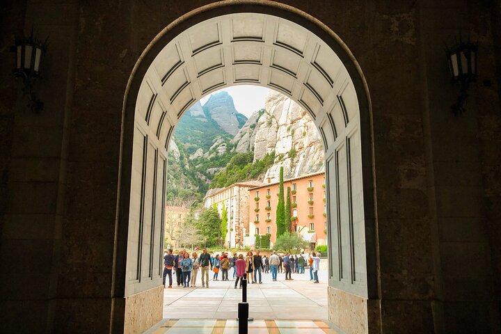 Begeleide tour van het Montserrat klooster en de berg vanuit Barcelona, Spanje, foto 20 | wizardtrip