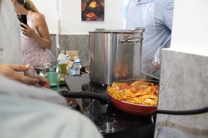 Clase práctica de pasta y tiramisú en Nápoles con chefs locales, foto 17 | wizardtrip