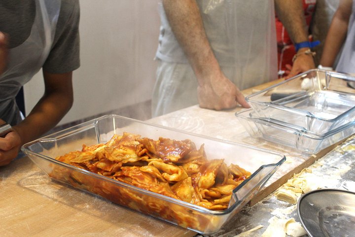 Clase práctica de pasta y tiramisú en Nápoles con chefs locales, foto 19 | wizardtrip