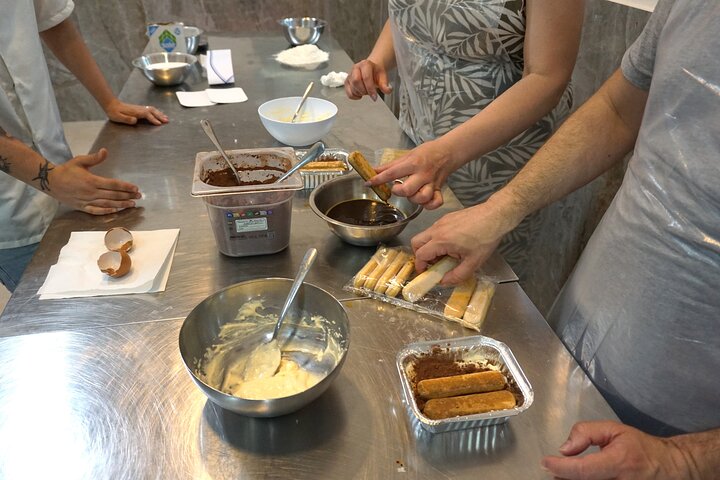 Impara a fare l'autentica pizza e il tiramisù a Napoli con uno chef locale, foto 6 | wizardtrip