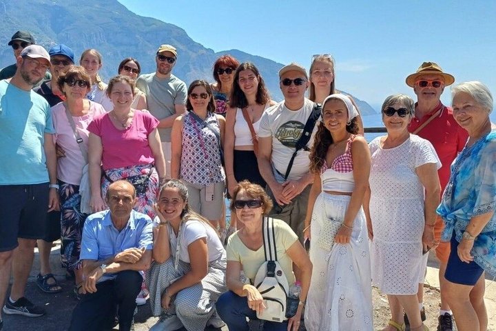 Tour panoramico di piccolo gruppo di Sorrento, Positano e Costiera Amalfitana da Napoli con giro in barca, foto 30 | wizardtrip