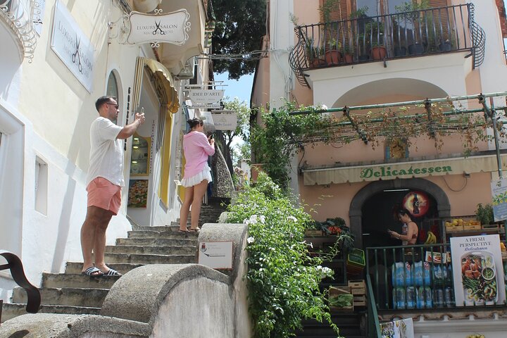 Tour panoramico di piccolo gruppo di Sorrento, Positano e Costiera Amalfitana da Napoli con giro in barca, foto 45 | wizardtrip