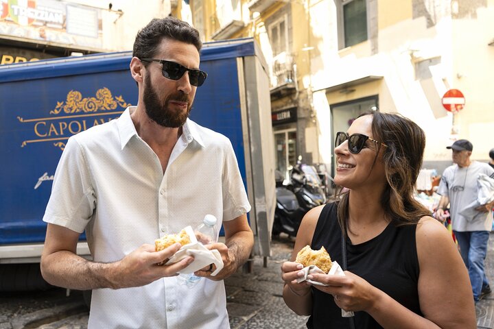 Tour Gastronomique de Naples avec 6 Arrêts Gourmands et Pizza | wizardtrip