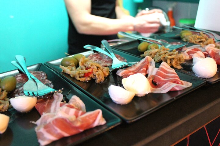 Tour gastronomique guidé à Naples, Italie, avec marchés locaux, pizza et pâtisseries traditionnelles, photo 26 | wizardtrip