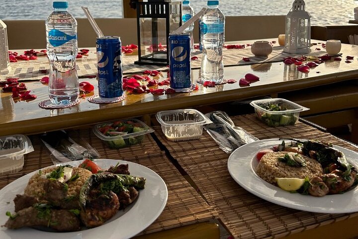 Genießen Sie eine private romantische Dinner-Kreuzfahrt auf einem Felukensegler auf dem Nil in Kairo, Foto 7 | wizardtrip