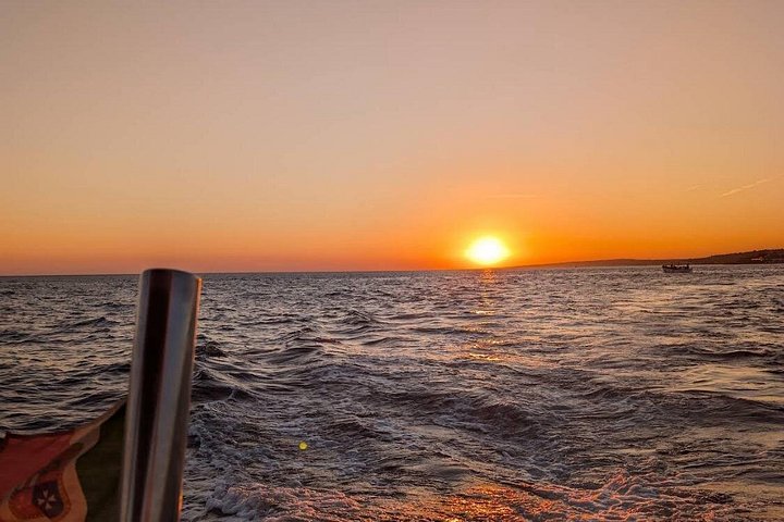 Båttur som utforsker sjøgrotter og kystlinje i Santa Maria di Leuca, Italia, foto 25 | wizardtrip