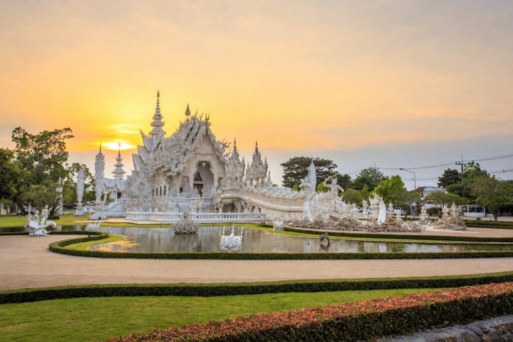 Chiang Rai Weiße Tempel, Blauer Tempel & mehr ab Chiang Mai | wizardtrip