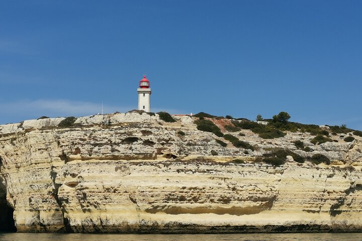 Bådtur, der udforsker de fantastiske huler og kystlinje ved Albufeira, Portugal, foto 10 | wizardtrip