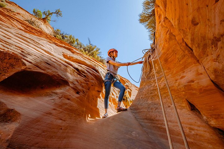 Oplev spændende canyoning med rapelling i slot-canyons i East Zion, Utah, foto 9 | wizardtrip
