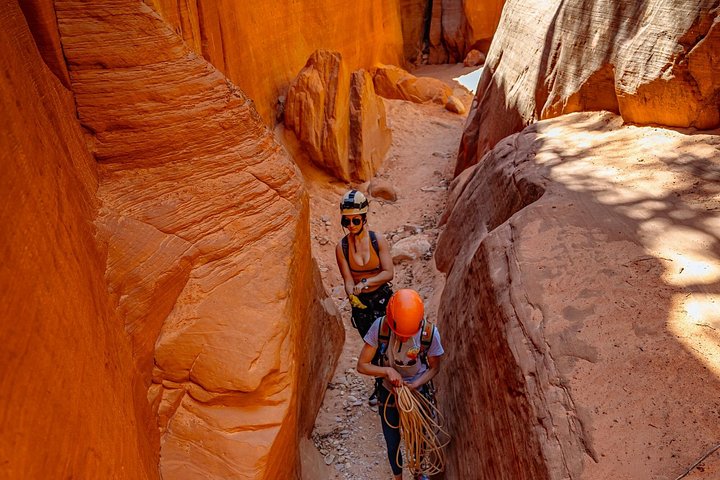 Oplev spændende canyoning med rapelling i slot-canyons i East Zion, Utah, foto 13 | wizardtrip