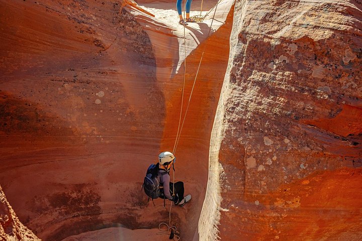 Oplev spændende canyoning med rapelling i slot-canyons i East Zion, Utah, foto 20 | wizardtrip
