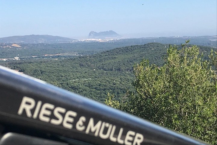 Utforska Gibraltars fantastiska landskap och historiska platser på en guidad eBike-tur, foto 7 | wizardtrip