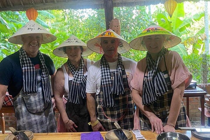 Découvrez la culture de Hoi An : visite du marché, balade en bateau panier, pêche aux crabes et cours de cuisine vietnamienne pratique, photo 11 | wizardtrip