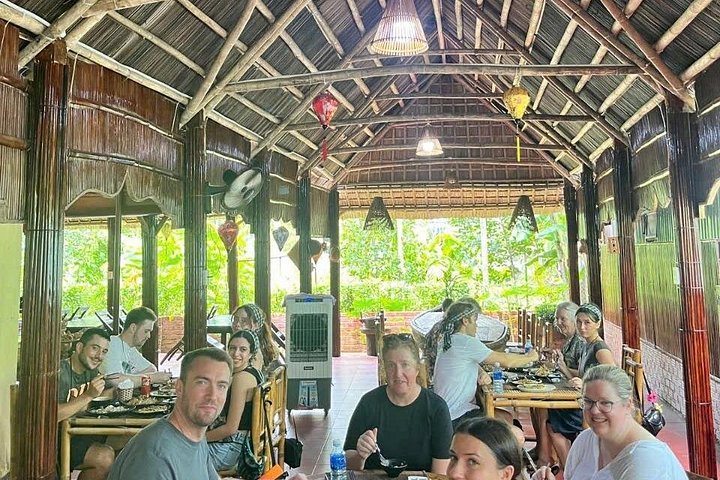 Découvrez la culture de Hoi An : visite du marché, balade en bateau panier, pêche aux crabes et cours de cuisine vietnamienne pratique, photo 50 | wizardtrip