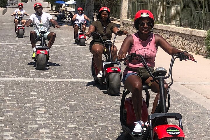 Tour en scooter électrique autour de l'Acropole à Athènes, Grèce, photo 14 | wizardtrip