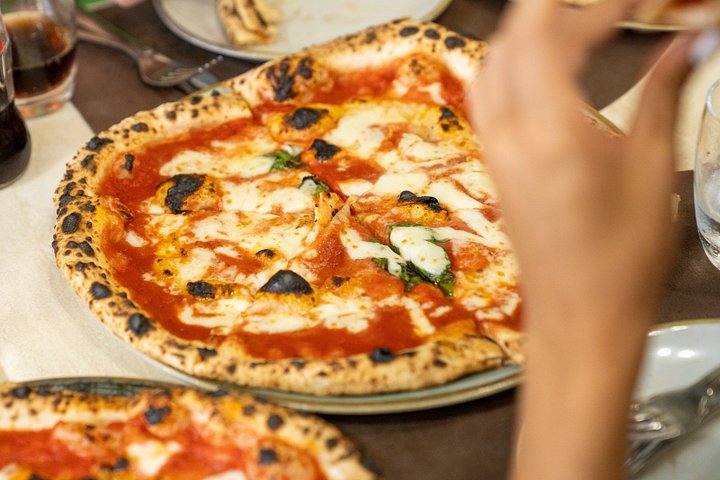 Napoli pizza- og drinktur gjennom historiske gater med lokal guide, foto 8 | wizardtrip