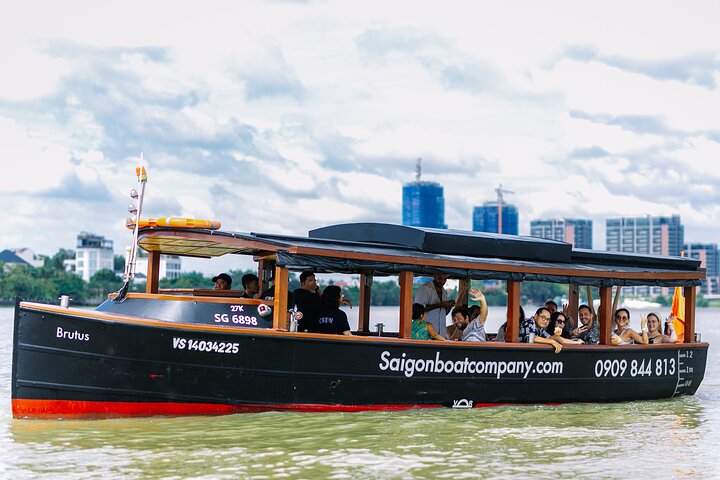 Luksusbådcruise på Saigon-floden, Ho Chi Minh City, med byens vartegn, foto 10 | wizardtrip