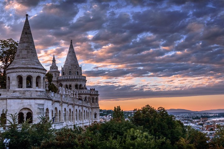 Private Luxustour durch Budapests Highlights und versteckte Juwelen in einem Premium-Fahrzeug, Foto 9 | wizardtrip