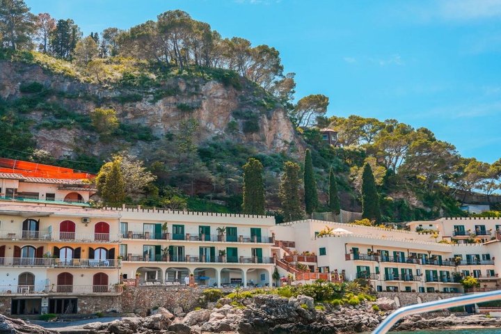 Båttur som utforskar Siciliens kust, inklusive Taormina och Isola Bella, foto 9 | wizardtrip